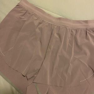 Lululemon bace pace shorts